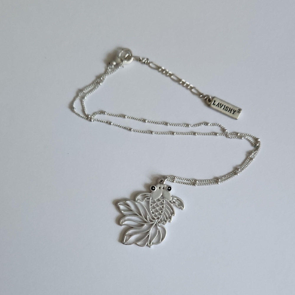 Lavishy Silver Goldfish Pendant Necklace